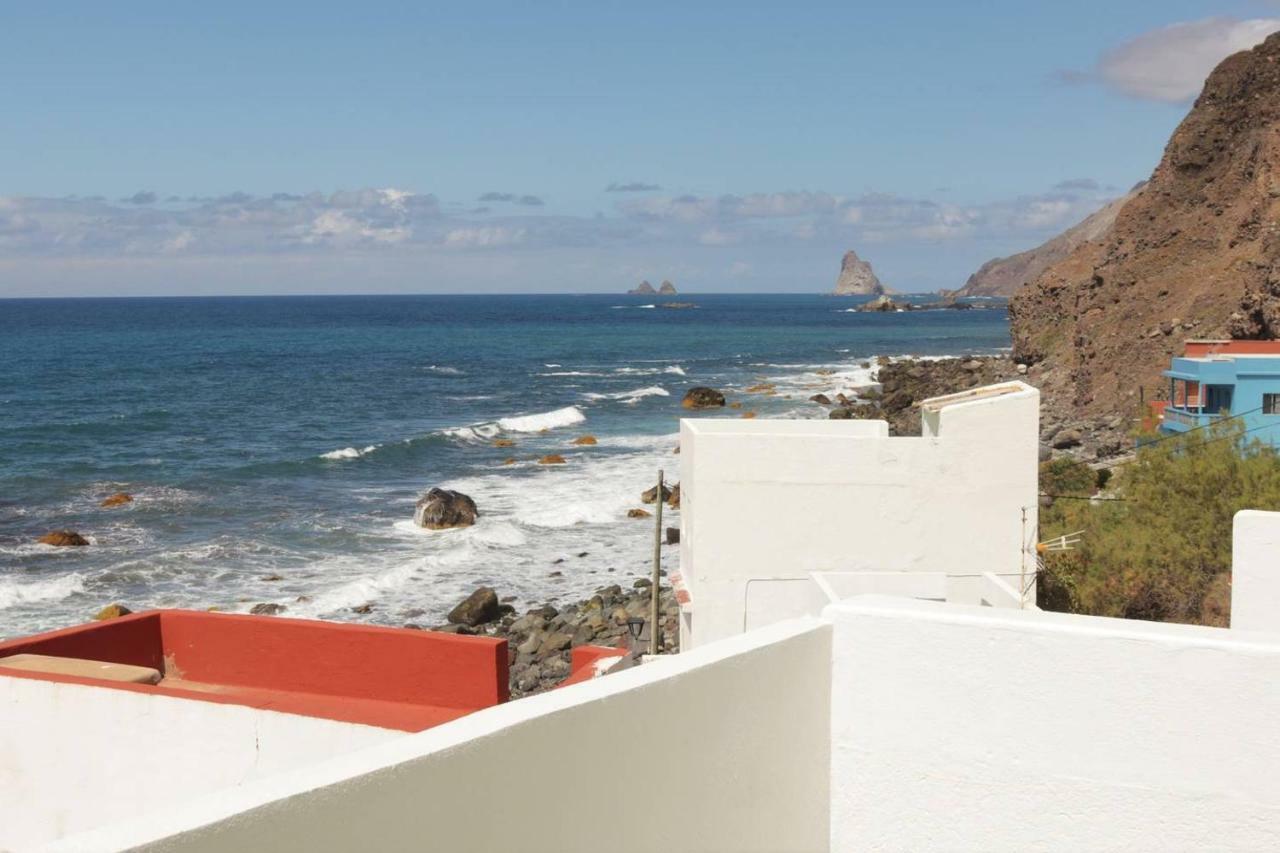 Oasis Atlántico: rincón secreto al pie de los senderos Azano Esterno foto